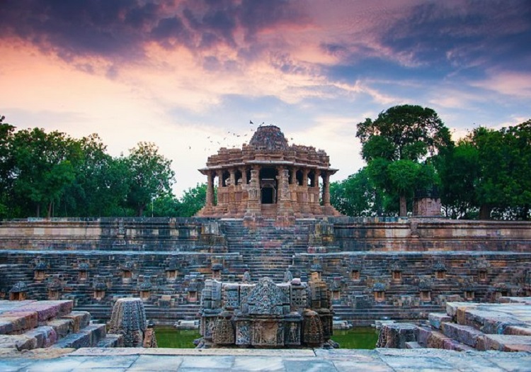 One Day Trip to Modhera