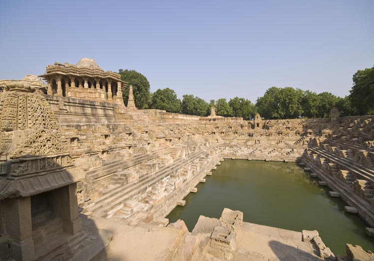 One Day Trip to Modhera